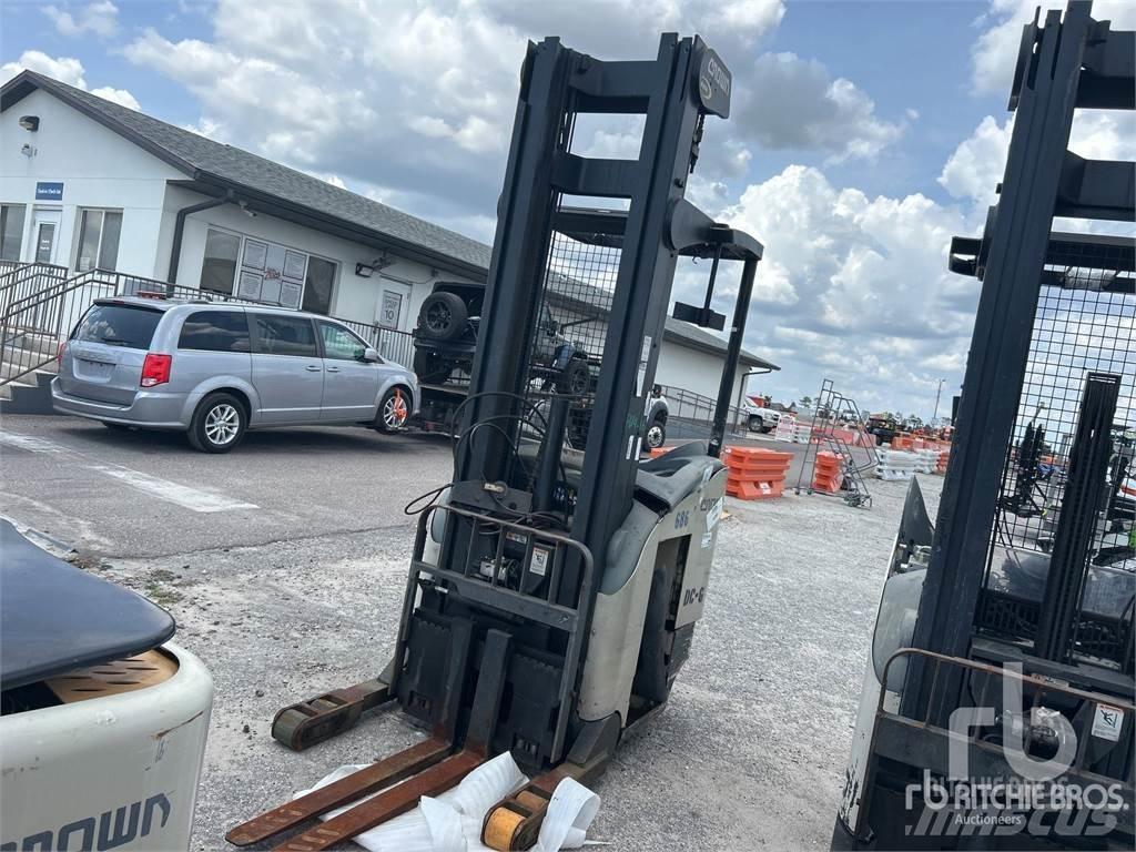 Crown RR5225-35 El gaffeltrucks