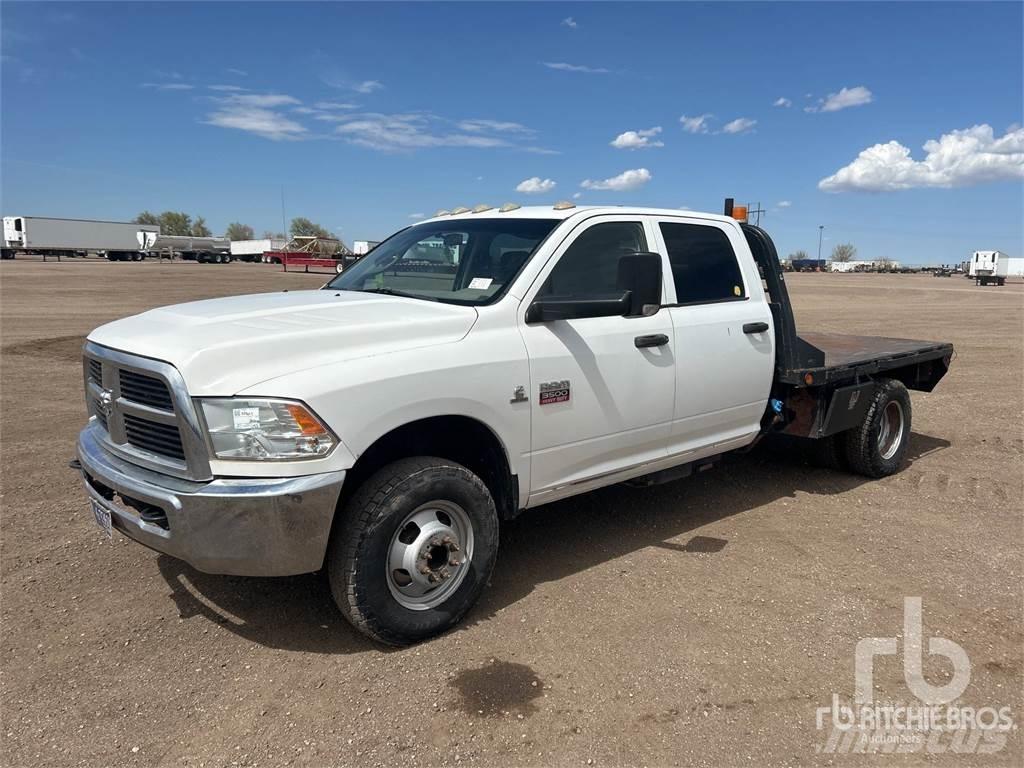 Dodge 3500 Lastbil med lad/Flatbed