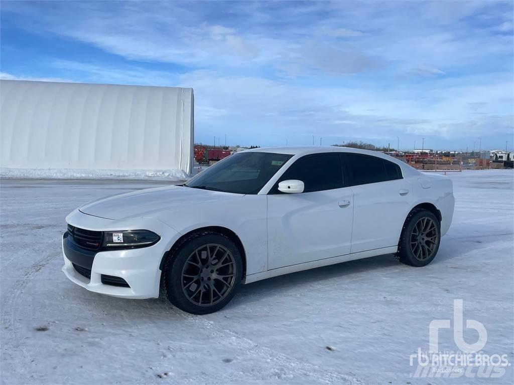 Dodge CHARGER Biler