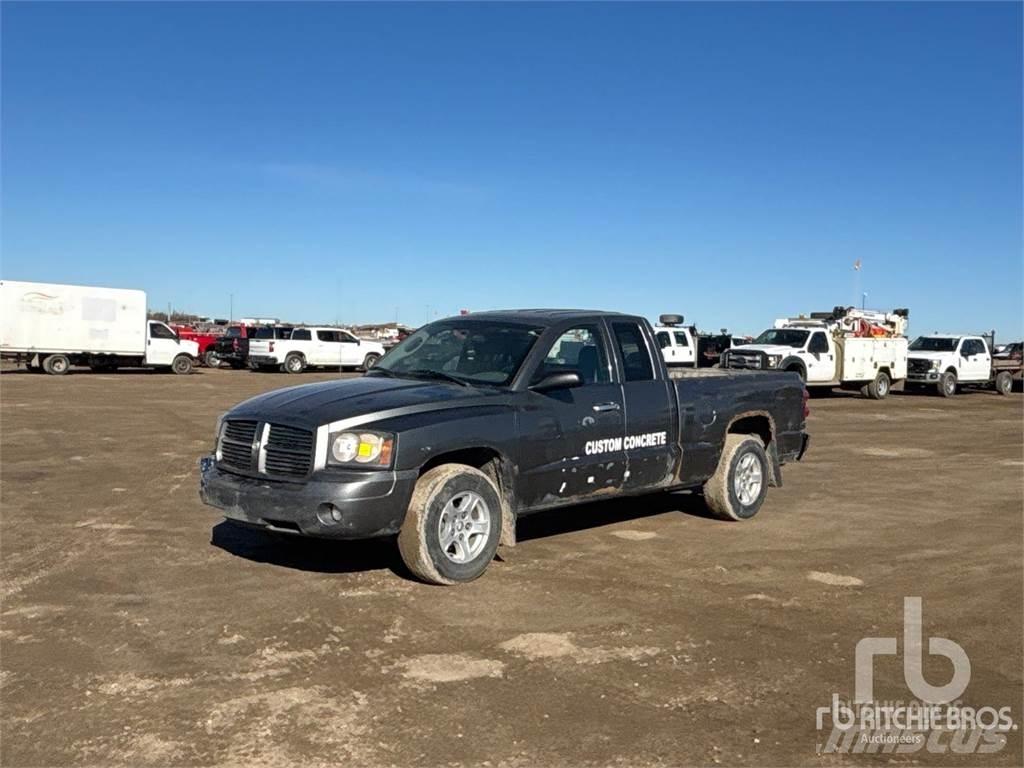 Dodge DAKOTA Pickup/Sideaflæsning