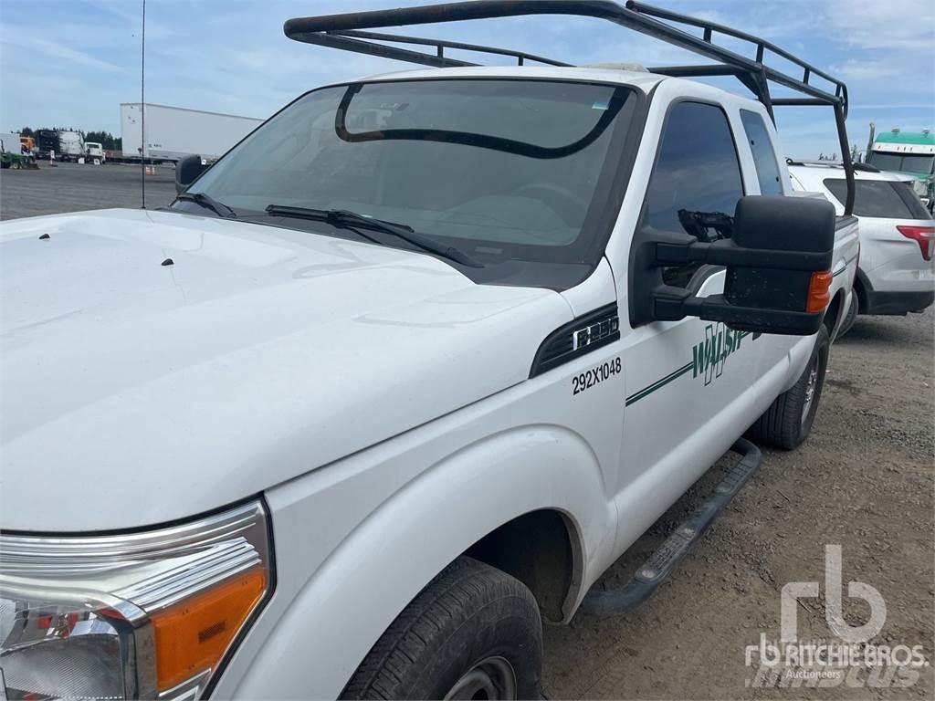 Ford F-250 Pickup/Sideaflæsning