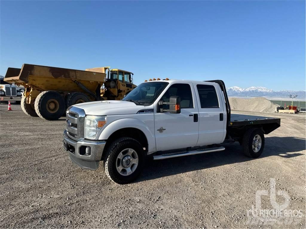 Ford F-250 Lastbil med lad/Flatbed