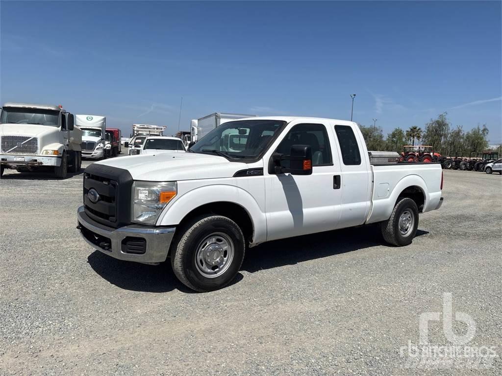 Ford F-250 Pickup/Sideaflæsning