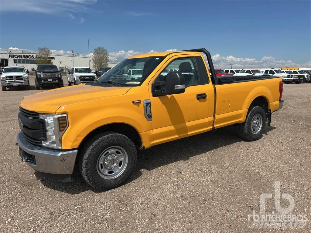 Ford F-250 Pickup/Sideaflæsning