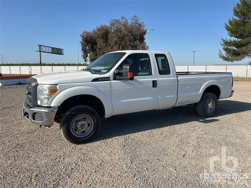 Ford F-250 Pickup/Sideaflæsning