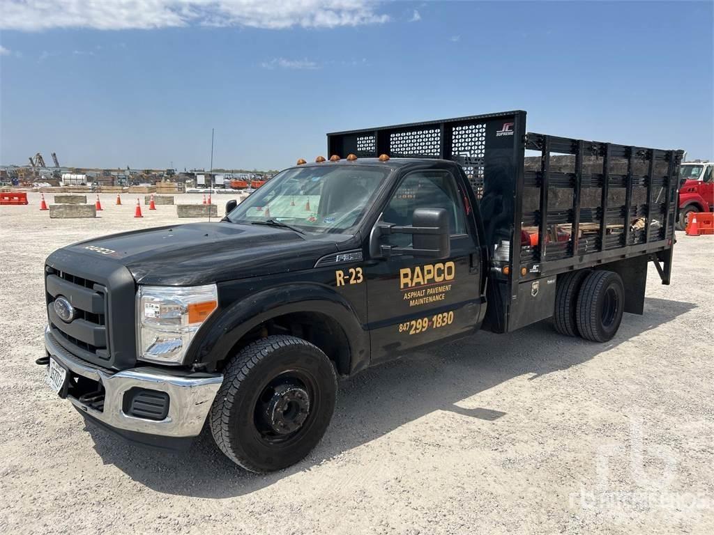 Ford F-350 Lastbil med lad/Flatbed