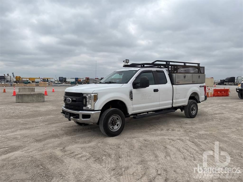 Ford F-350 Pickup/Sideaflæsning