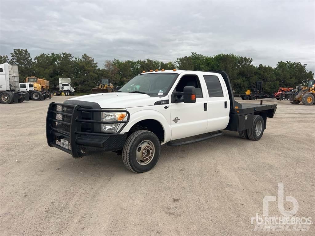 Ford F-350 Lastbil med lad/Flatbed