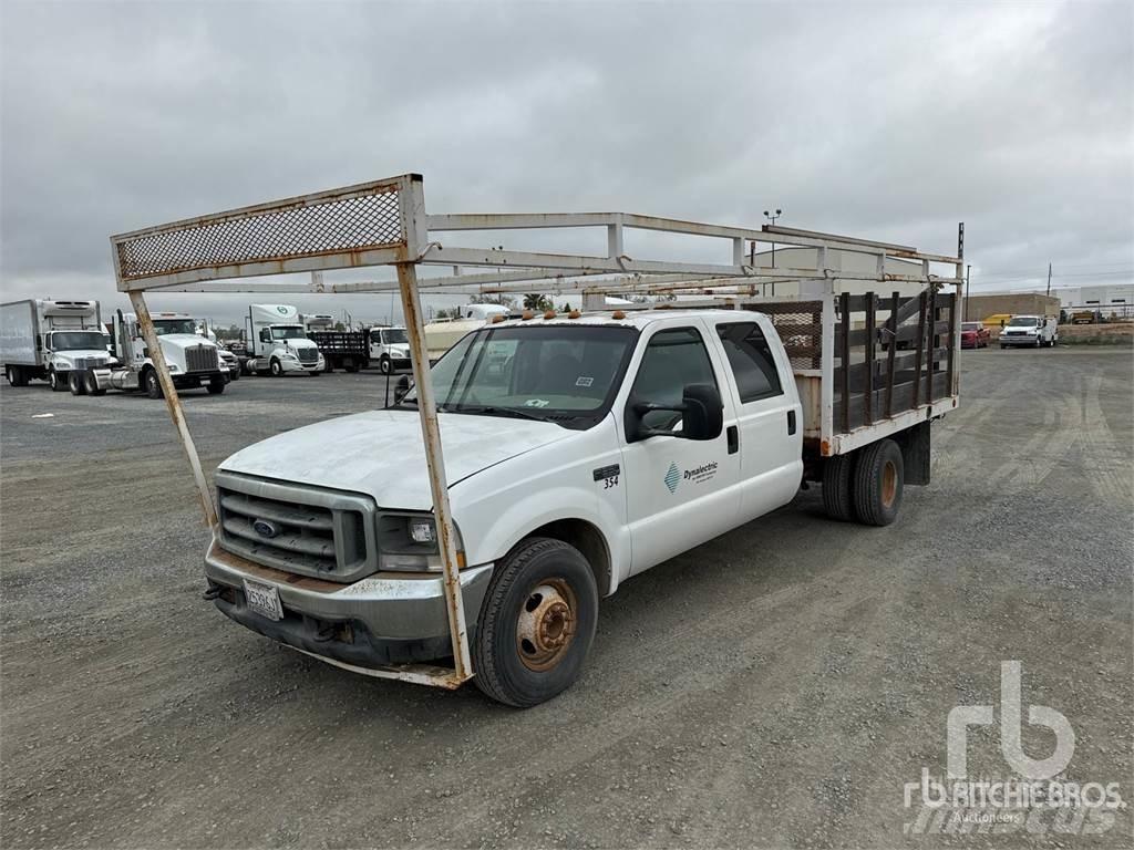 Ford F-350 Lastbil med lad/Flatbed