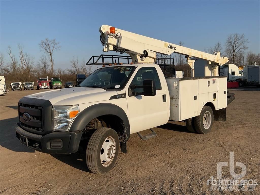 Ford F-450 Trailermonterede lifte