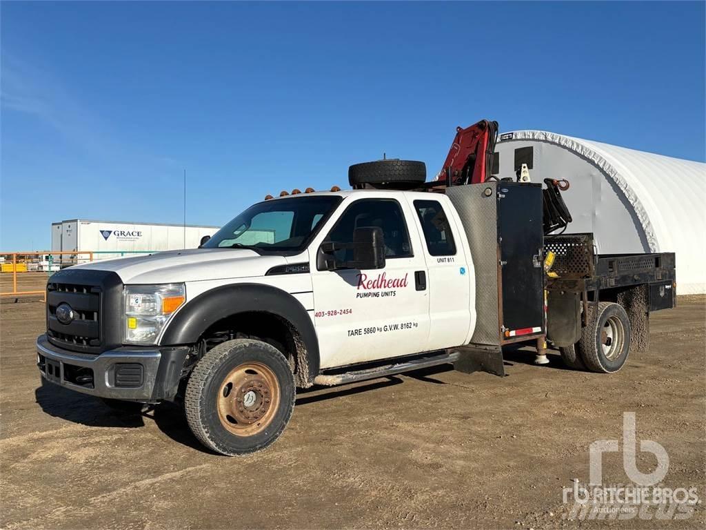 Ford F-550 Lastbil med kran