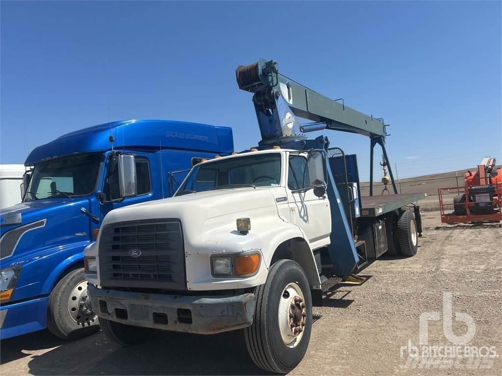 Ford F800 Lastbil med kran