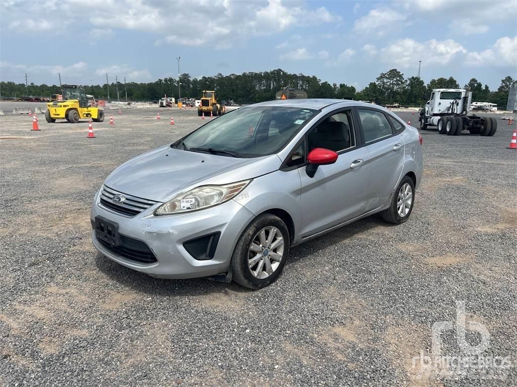 Ford FIESTA Biler