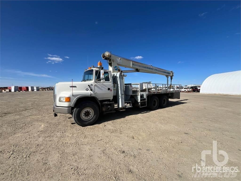 Ford L9000 Lastbil med kran