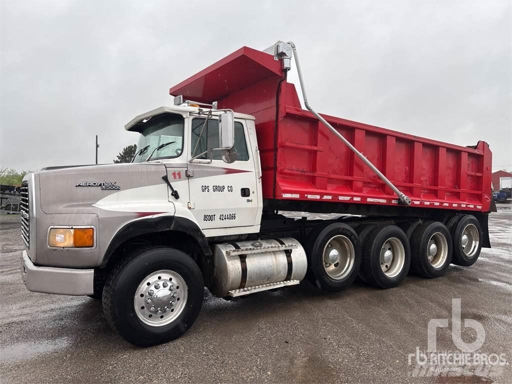 Ford L9000 Lastbiler med tip