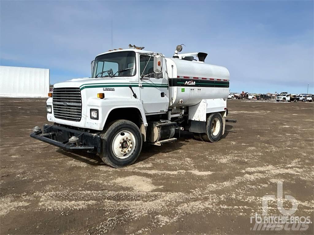 Ford LN8000 Tankvogne - vand