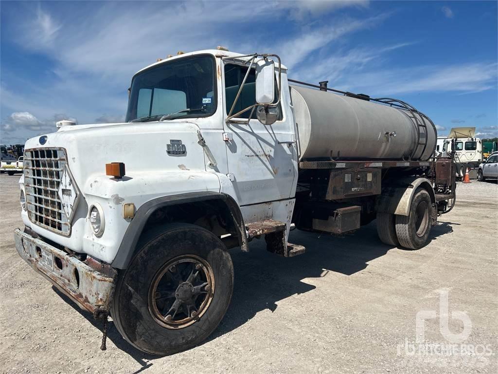Ford LN8000 Bitumen maskiner