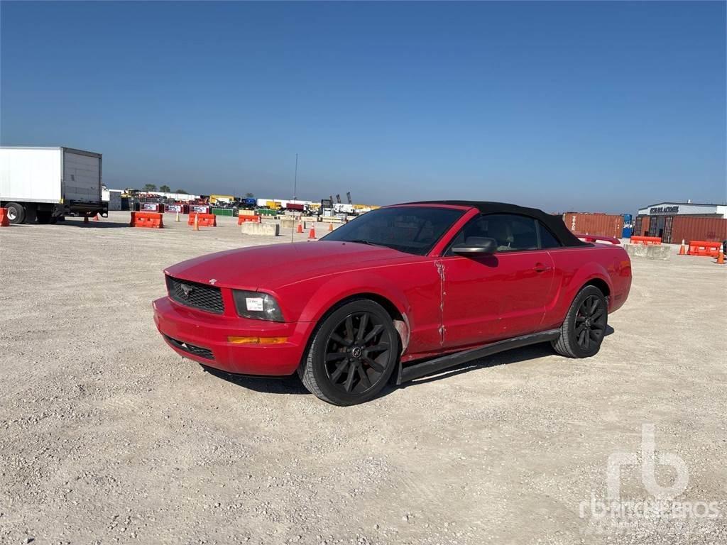 Ford MUSTANG Biler
