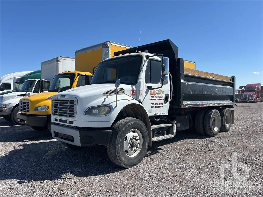 Freightliner M2 Lastbiler med tip