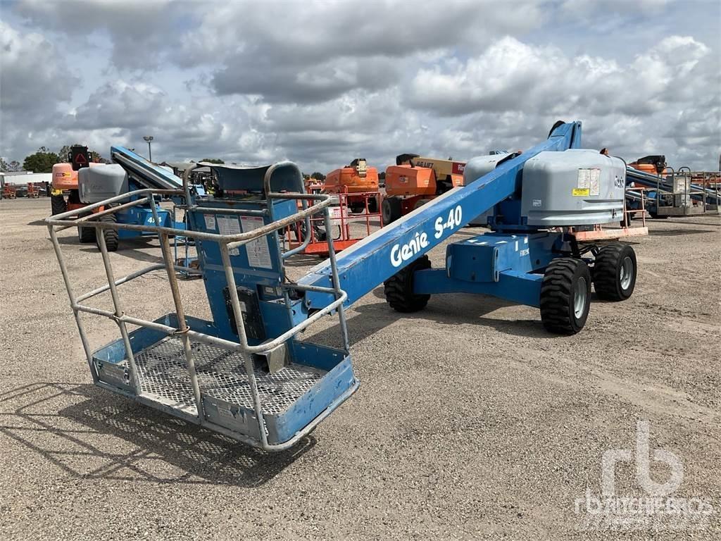 Genie S40 Bomlifte med knækarm