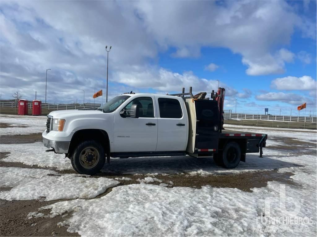GMC 3500HD Lastbil med kran