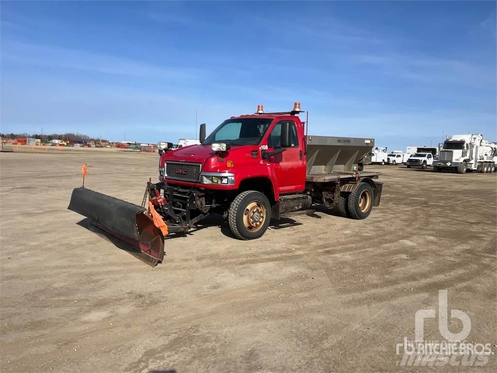 GMC C5500 Sneskovle og -plove