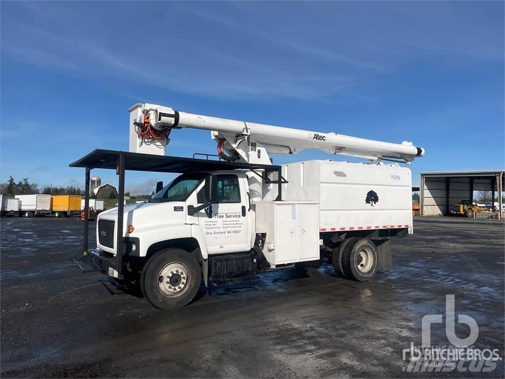 GMC C7500 Trailermonterede lifte