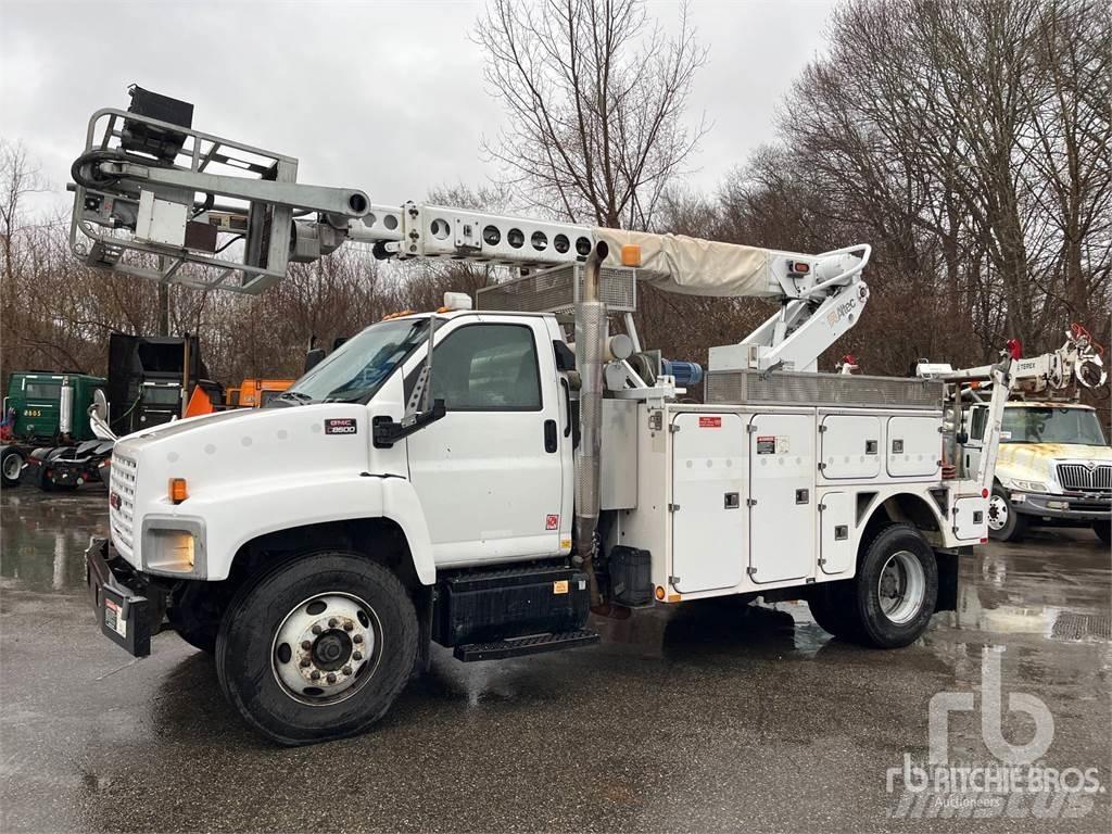 GMC C8500 Trailermonterede lifte