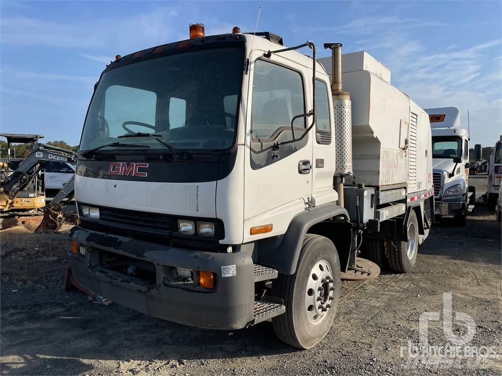 GMC T7500 Fejebiler
