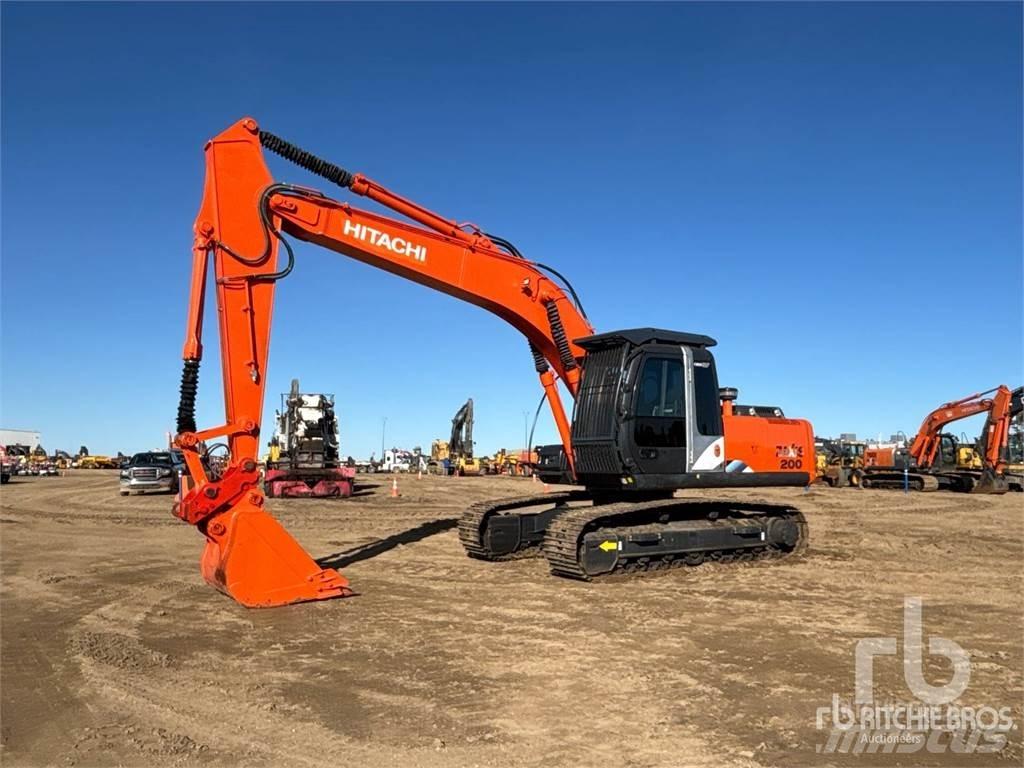 Hitachi ZX200 Gravemaskiner på larvebånd