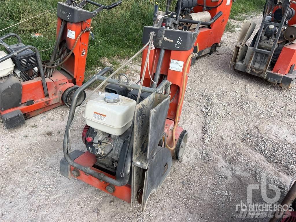 Husqvarna FS513 Asfaltknusemaskiner
