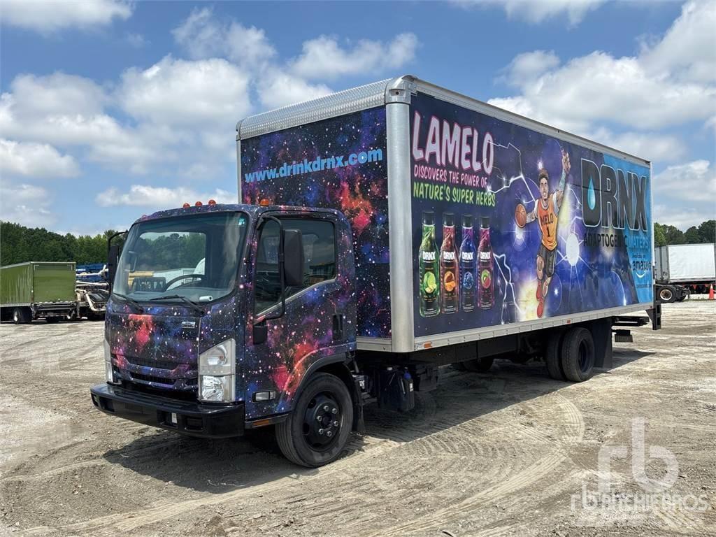 Isuzu NQR Lastbil med lad/Flatbed