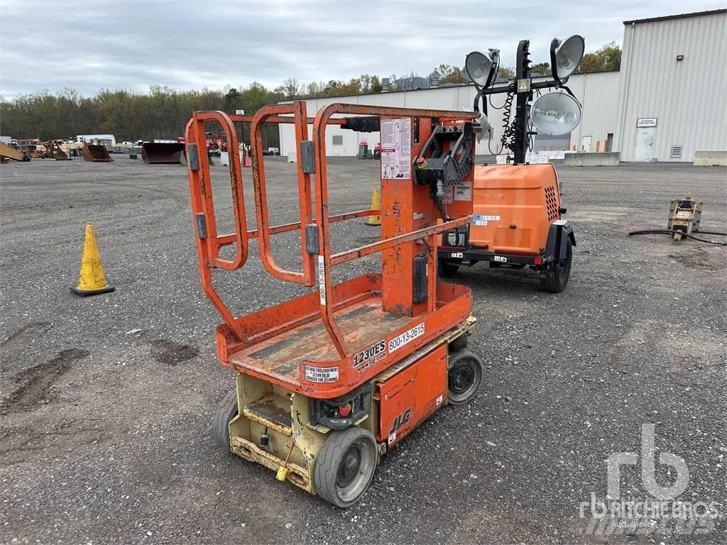 JLG 1230ES Bomlifte med knækarm