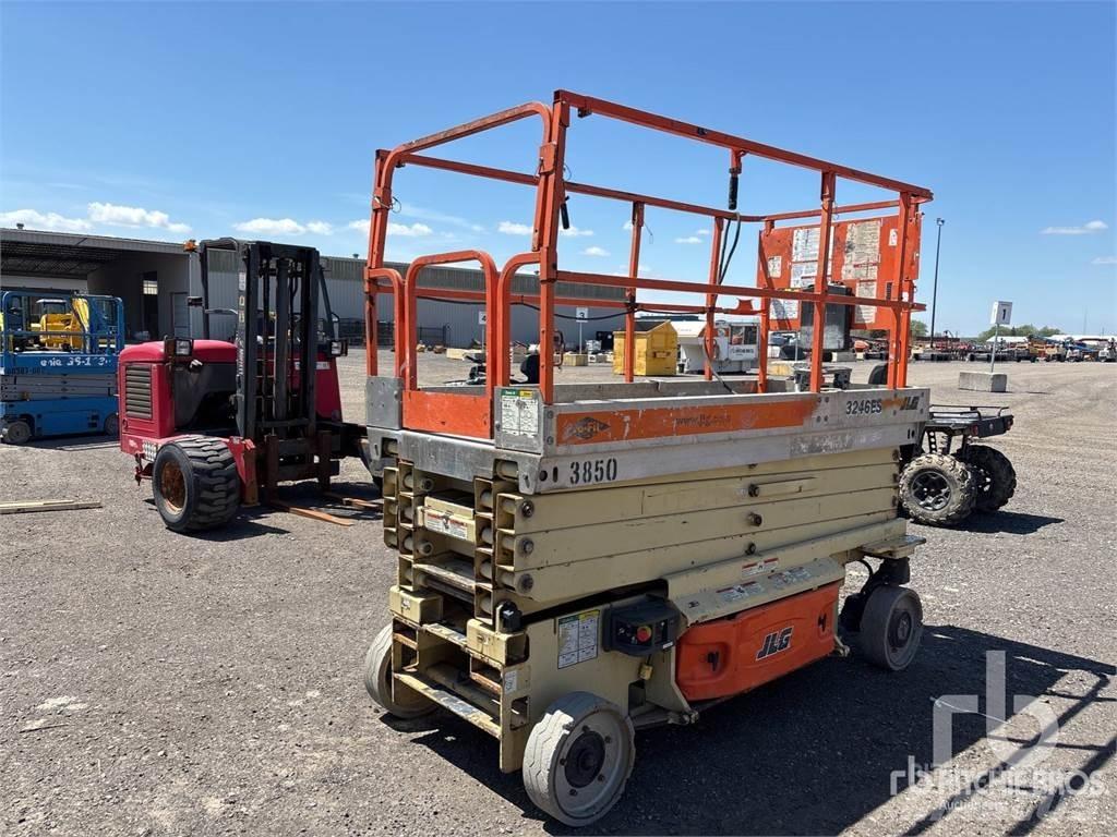 JLG 3246ES Saxlifte