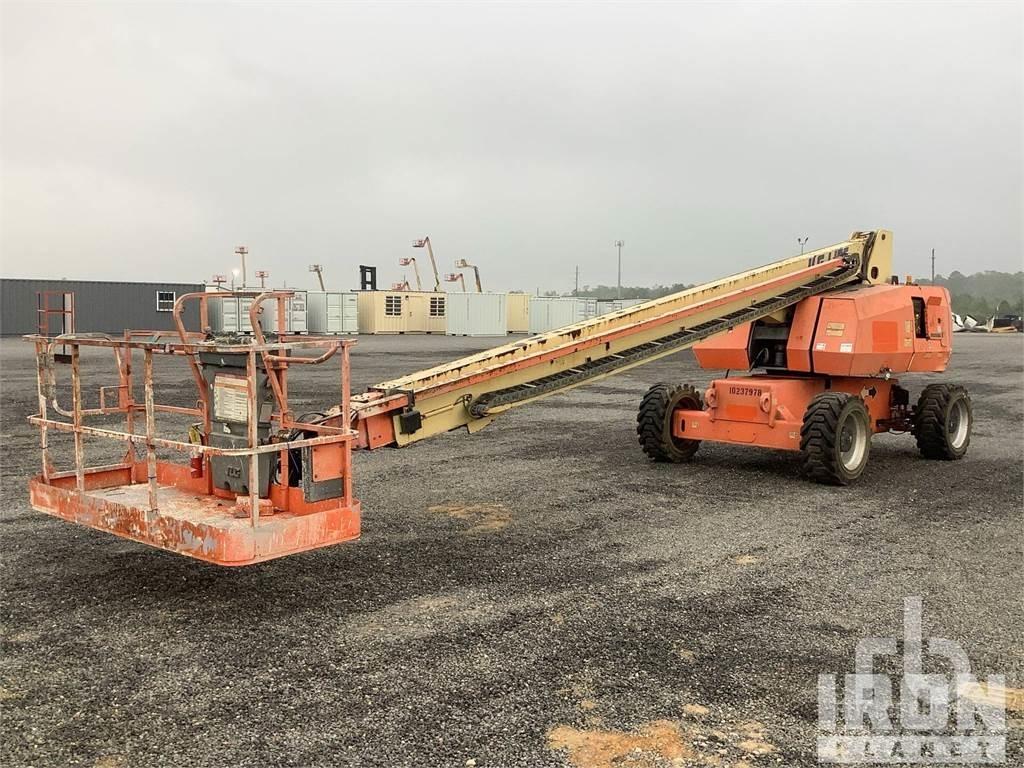 JLG 800S Bomlifte med knækarm