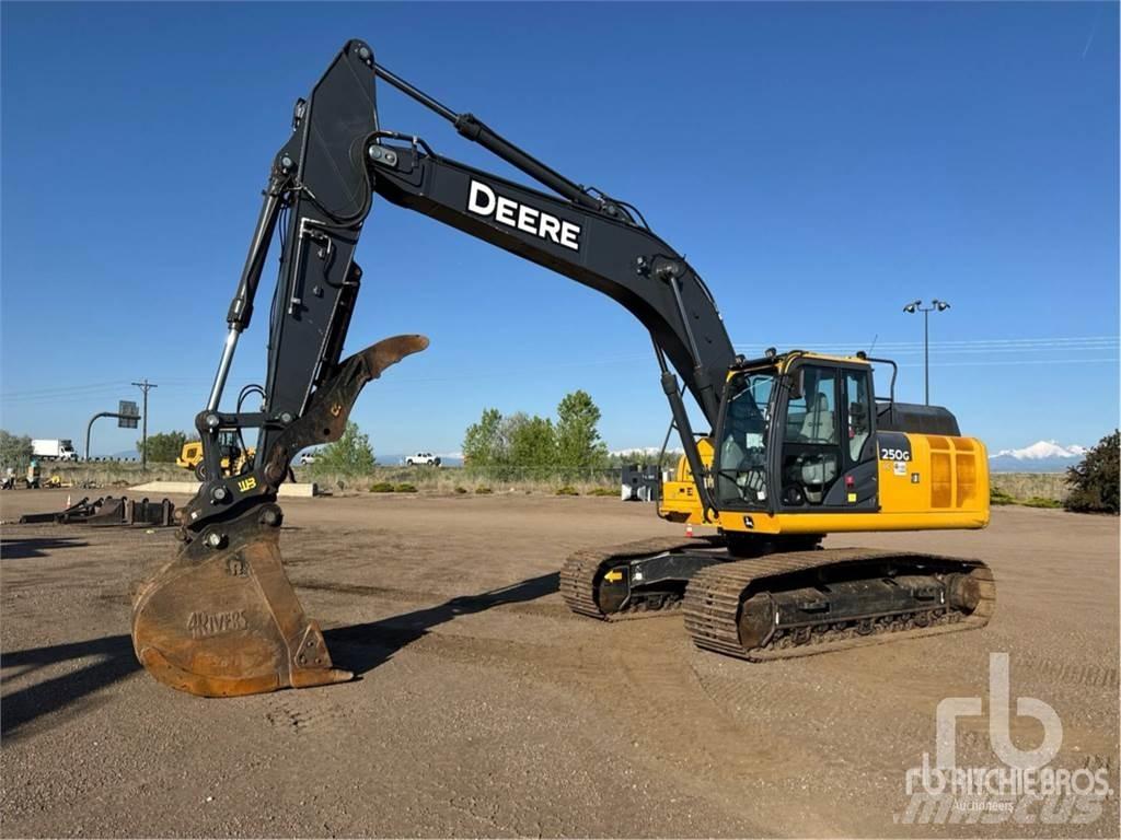 John Deere 250G Gravemaskiner på larvebånd