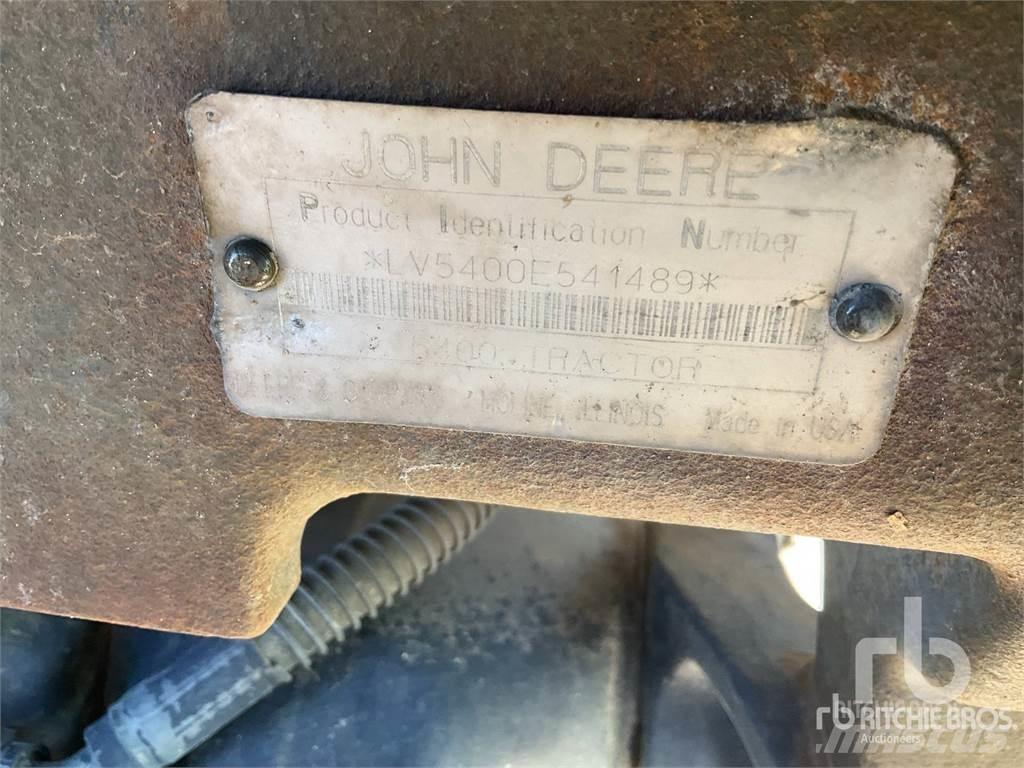 John Deere 5400 Traktorer