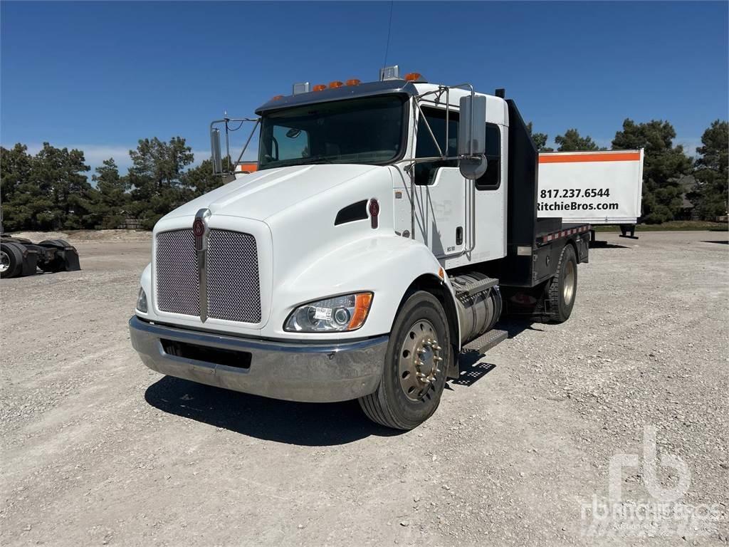 Kenworth T370 Lastbil med lad/Flatbed