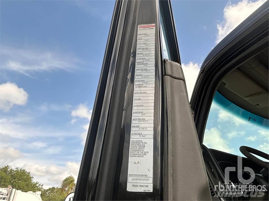 Kenworth T880 Lastbiler med tip