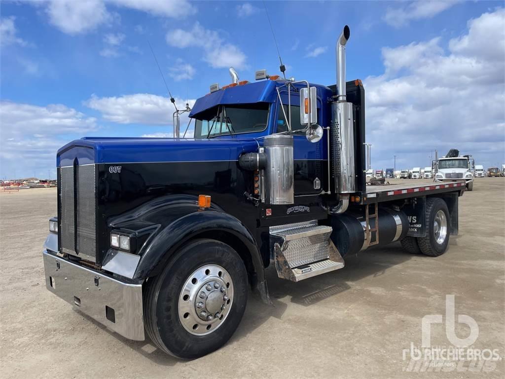 Kenworth W900L Lastbil med lad/Flatbed