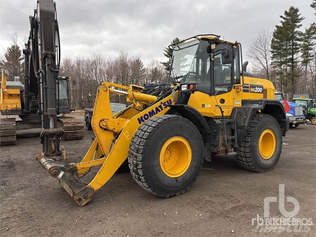 Komatsu WA200-8 Læssemaskiner på hjul