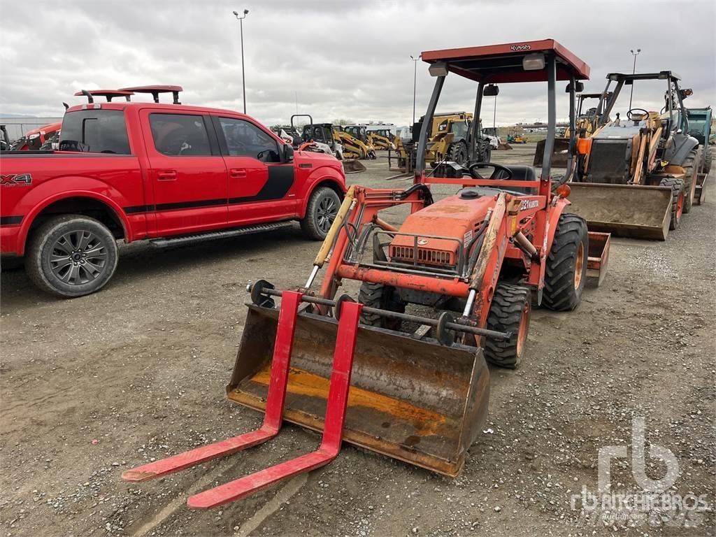 Kubota B21 Kompakte traktorer