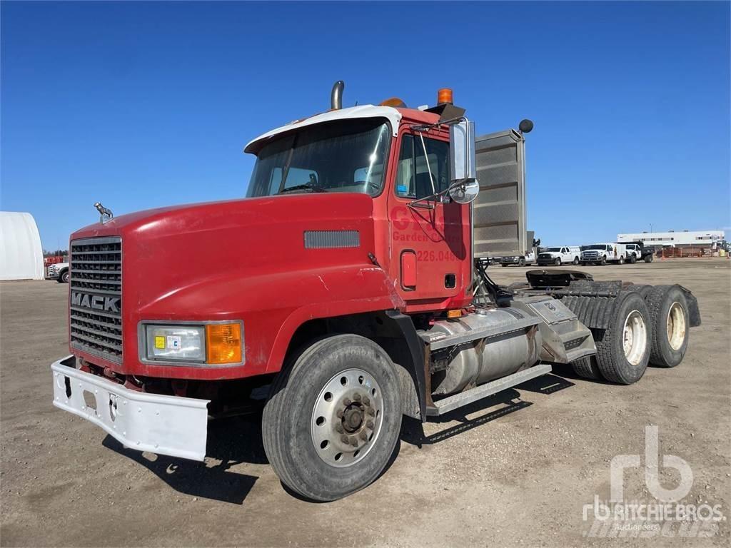 Mack CH600 Trækkere