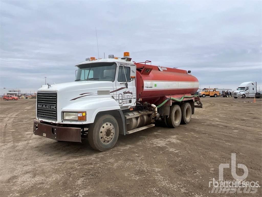 Mack CH613 Tankvogne - vand