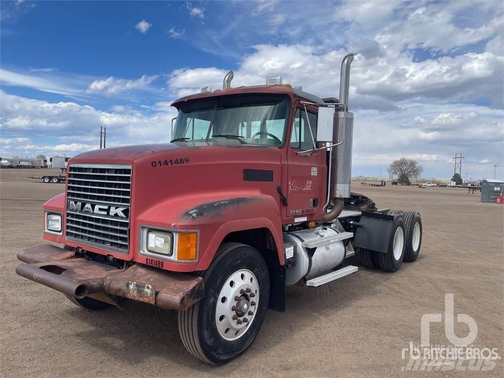 Mack CH613 Trækkere
