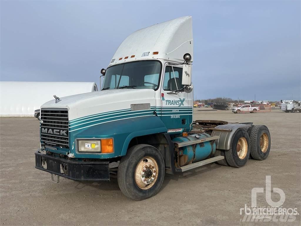 Mack CH613 Trækkere