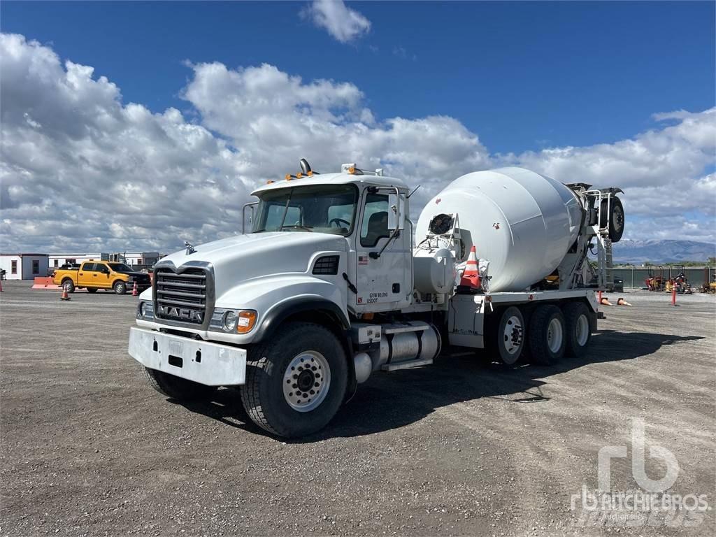 Mack CV Betonbiler