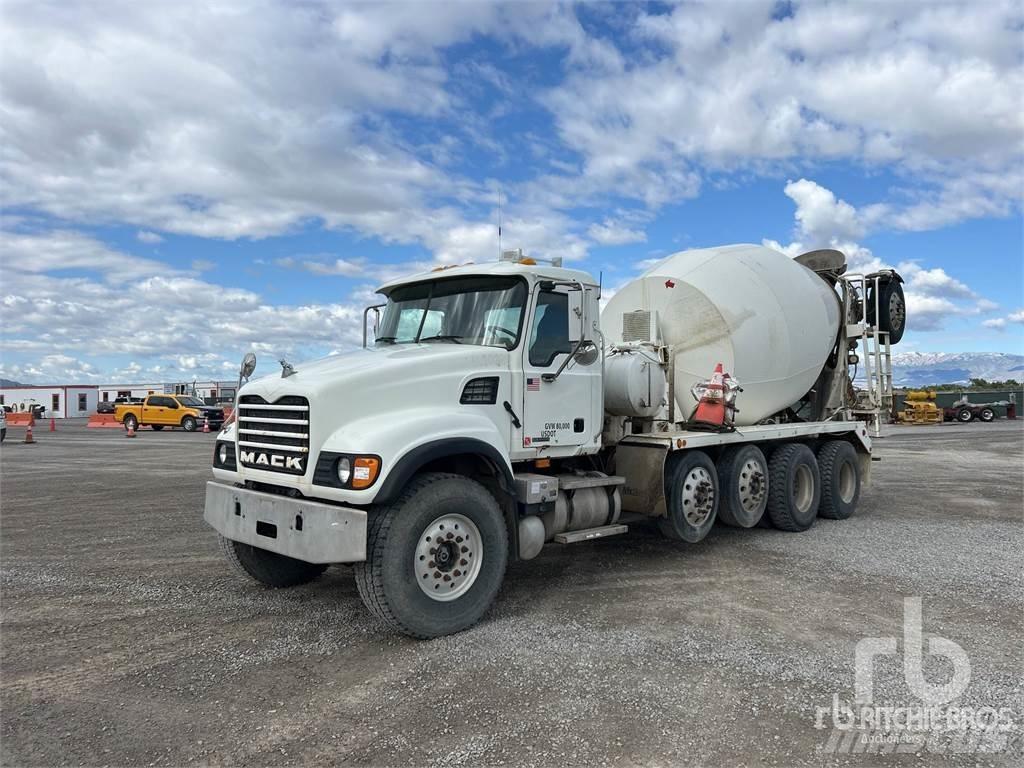 Mack CV Betonbiler