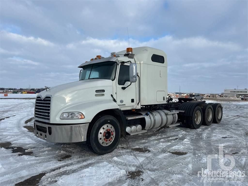 Mack CXU614 Trækkere