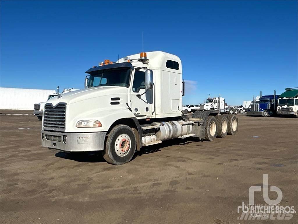 Mack CXU614 Trækkere